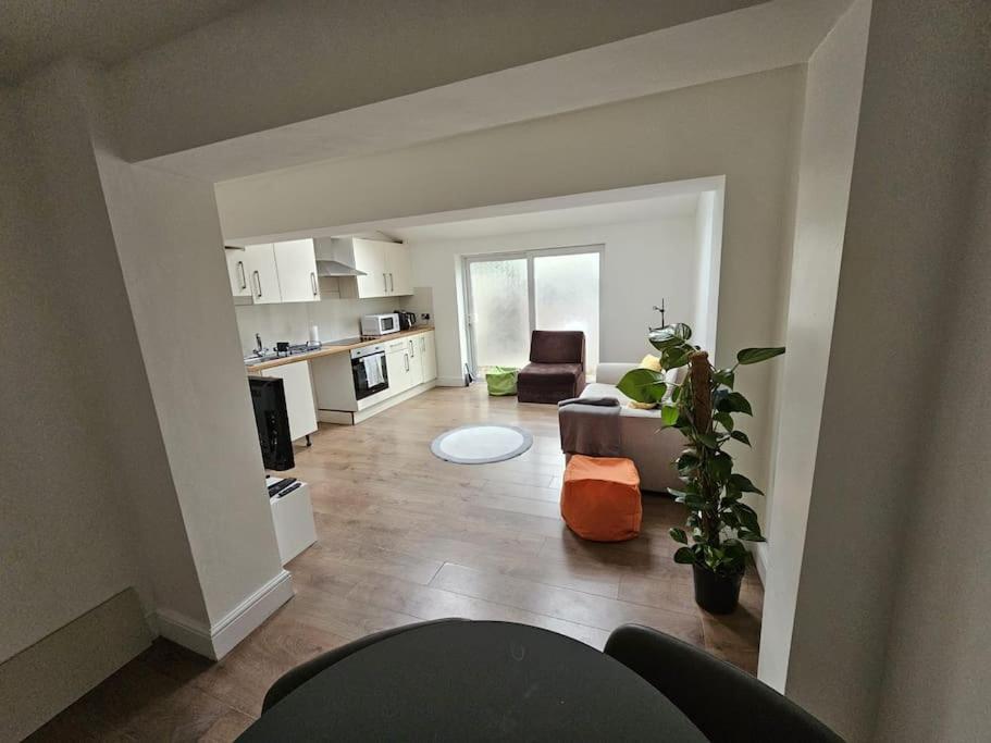 Beautiful Garden Flat Near Central London Exterior photo
